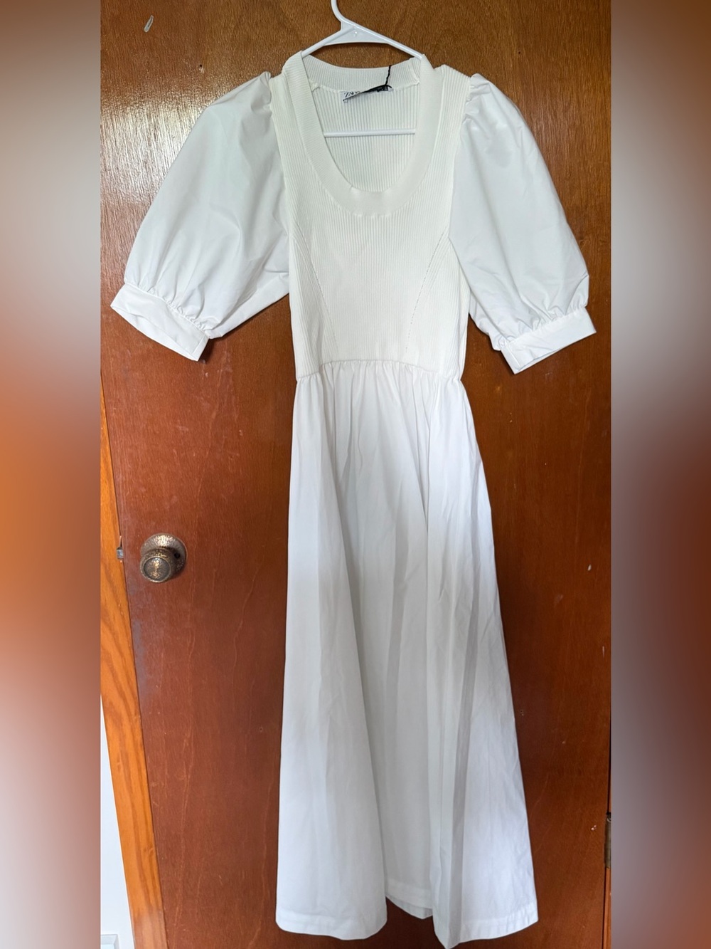 Zara White Puff-Sleeve Costume Dress